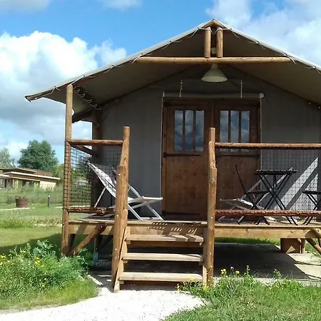 Camping Chambord Mont-pres-Chambord Exterior photo