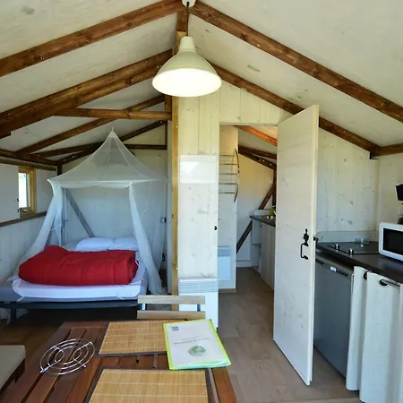 Camping Chambord Mont-pres-Chambord Exterior photo